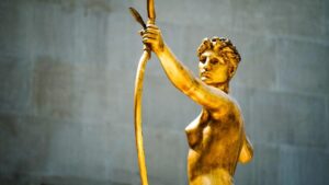 girl archer gold